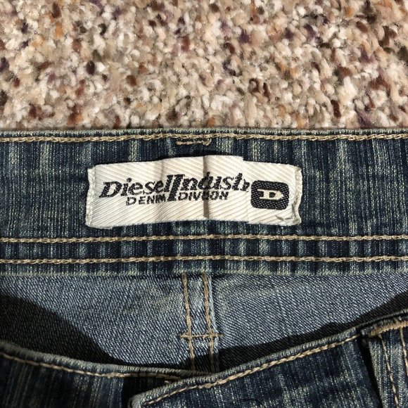 Diesel Industry Womens Jeans Cropped Size 30 28x21 Studded Embroidered - Picture 8 of 12